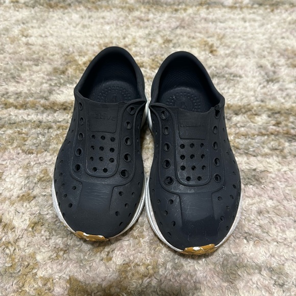 Native Shoes Robbie Sugarlite Slip-on Shoe Black C8 - Picture 1 of 7